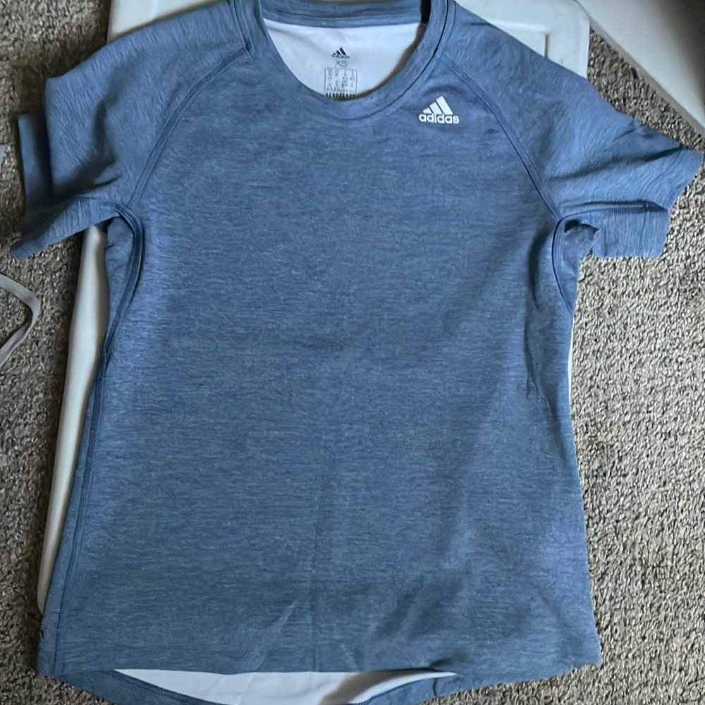 Grey blue xs adidas workout shirt good condition like new
